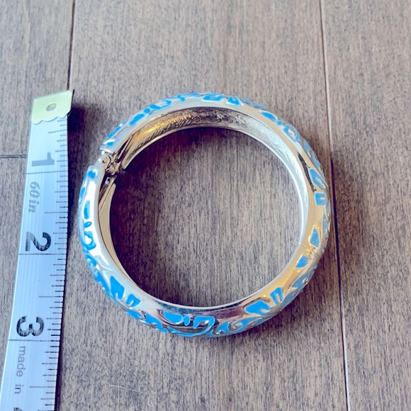Women’s Silver Blue Hinged Bangle Bracelet, Fashion Jewellery - Picture 8 of 8